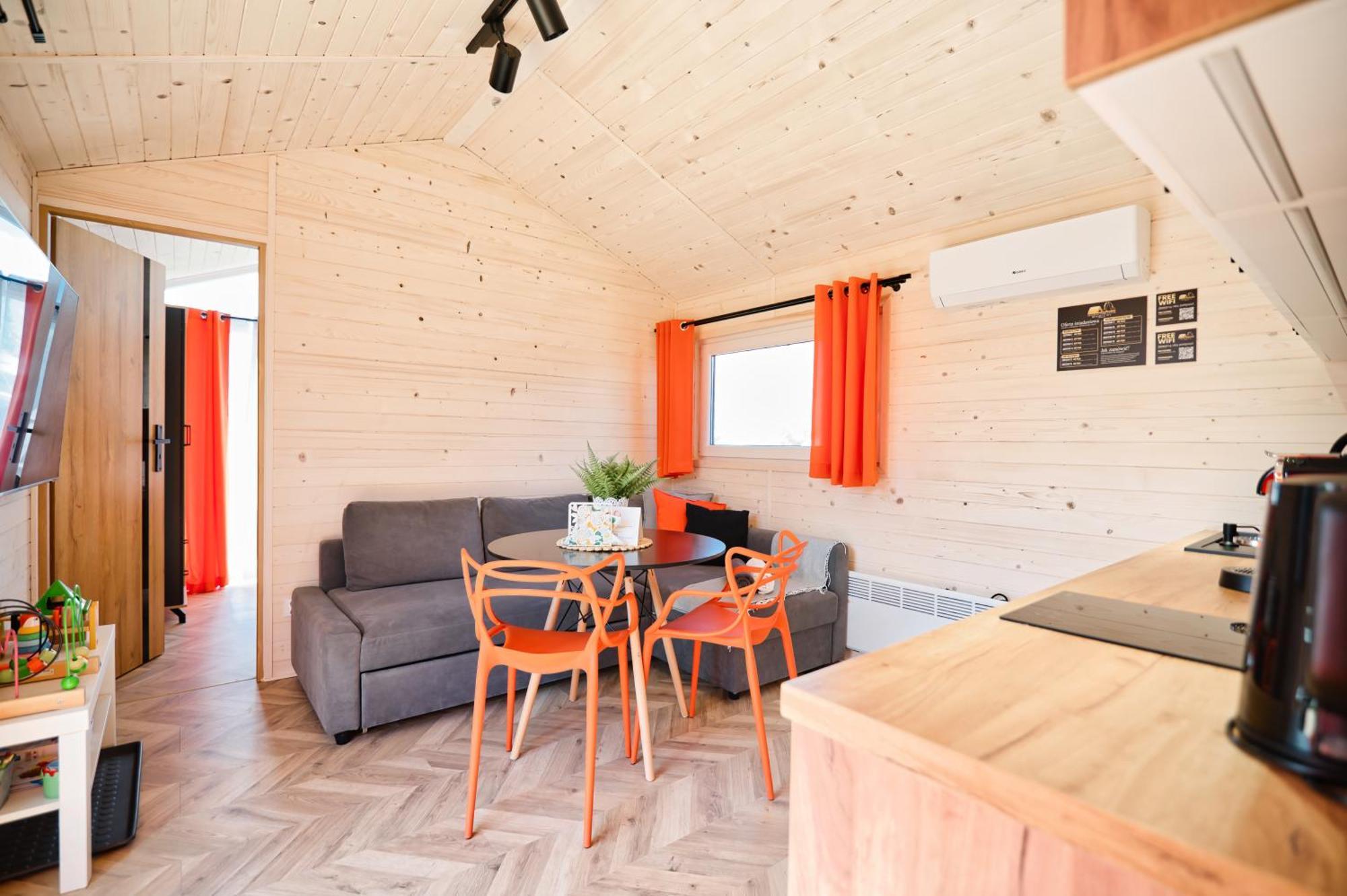 Holiday Park Zator Resort & Spa Екстериор снимка