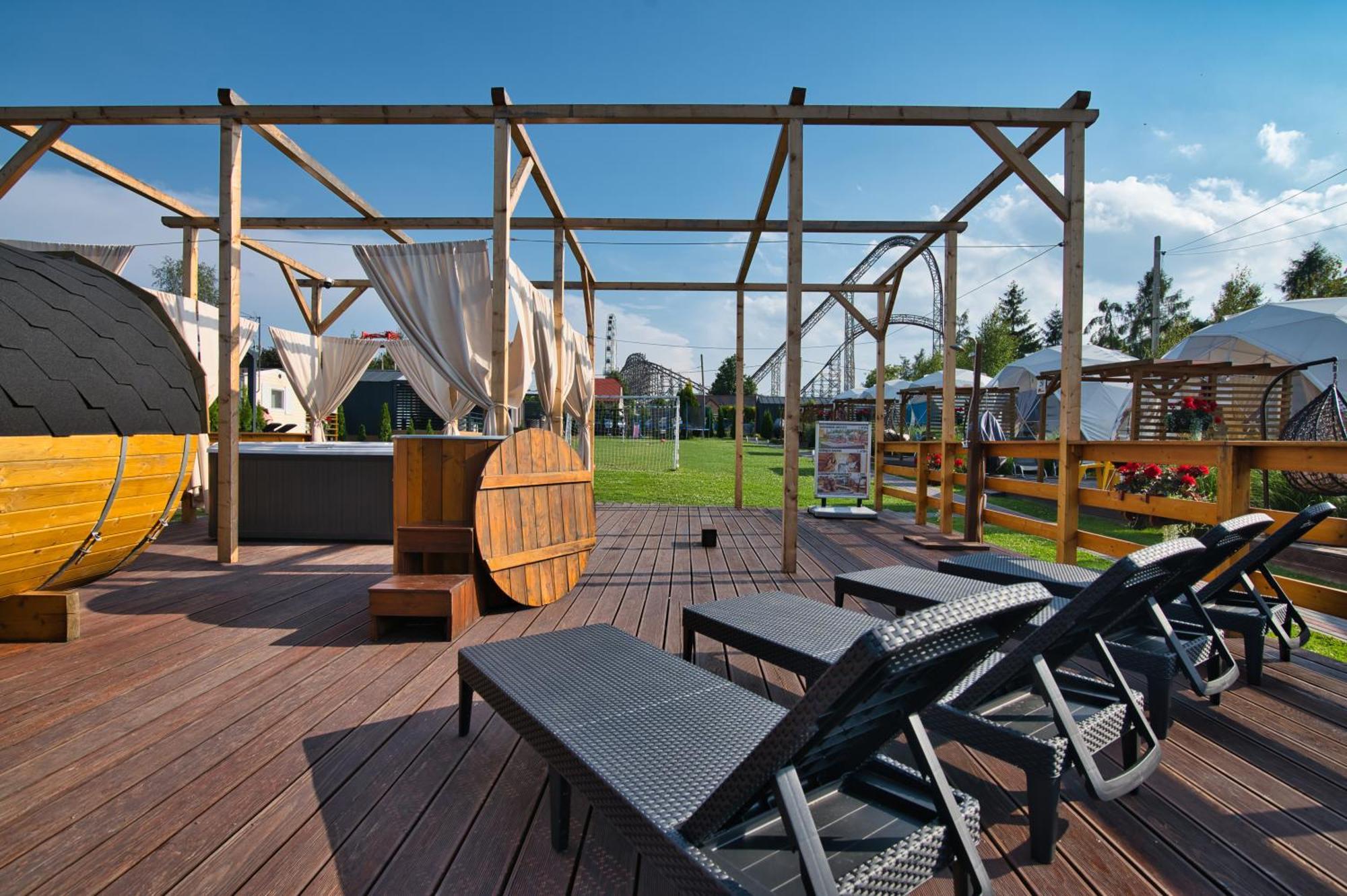 Holiday Park Zator Resort & Spa Екстериор снимка