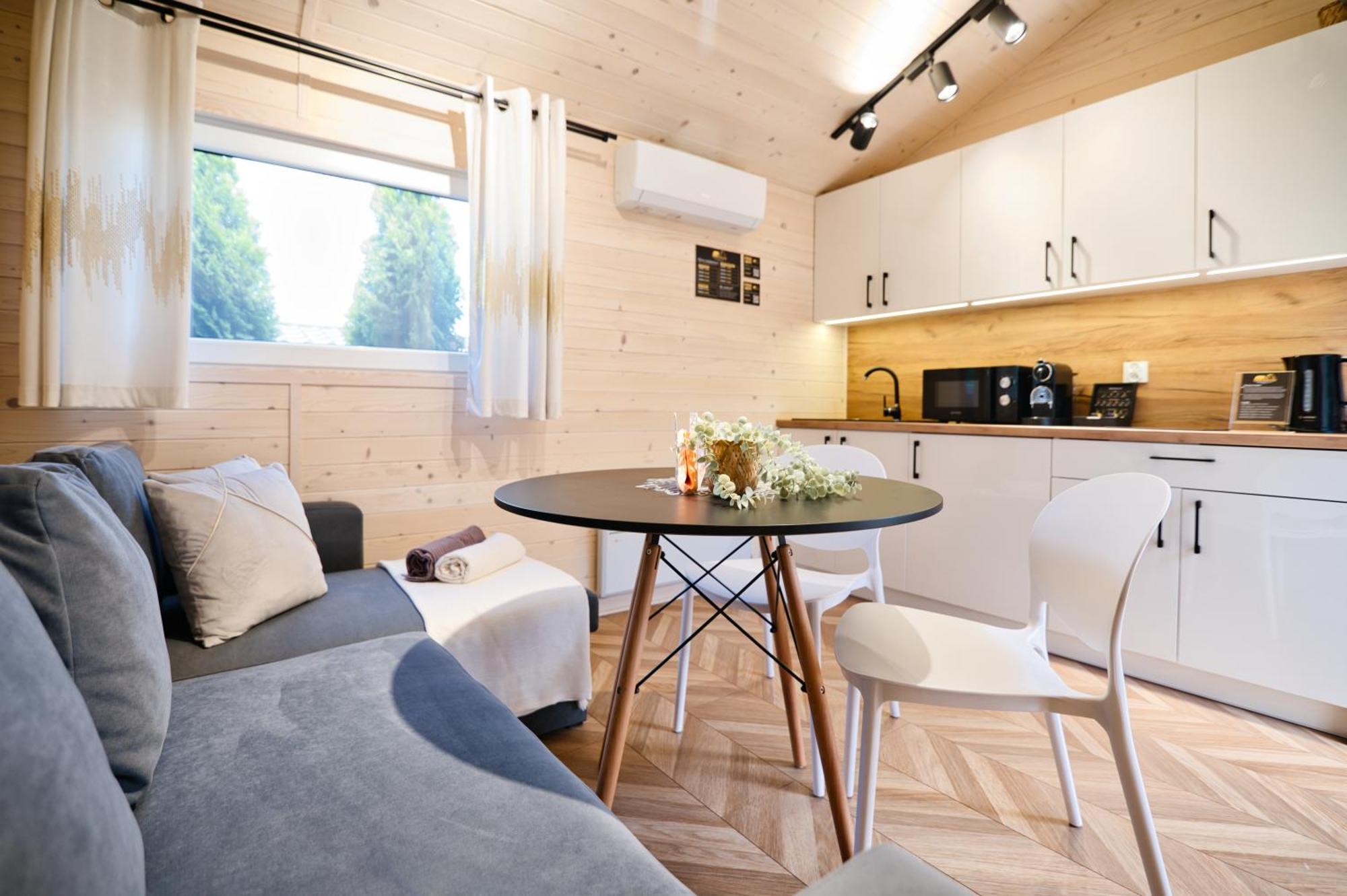 Holiday Park Zator Resort & Spa Екстериор снимка