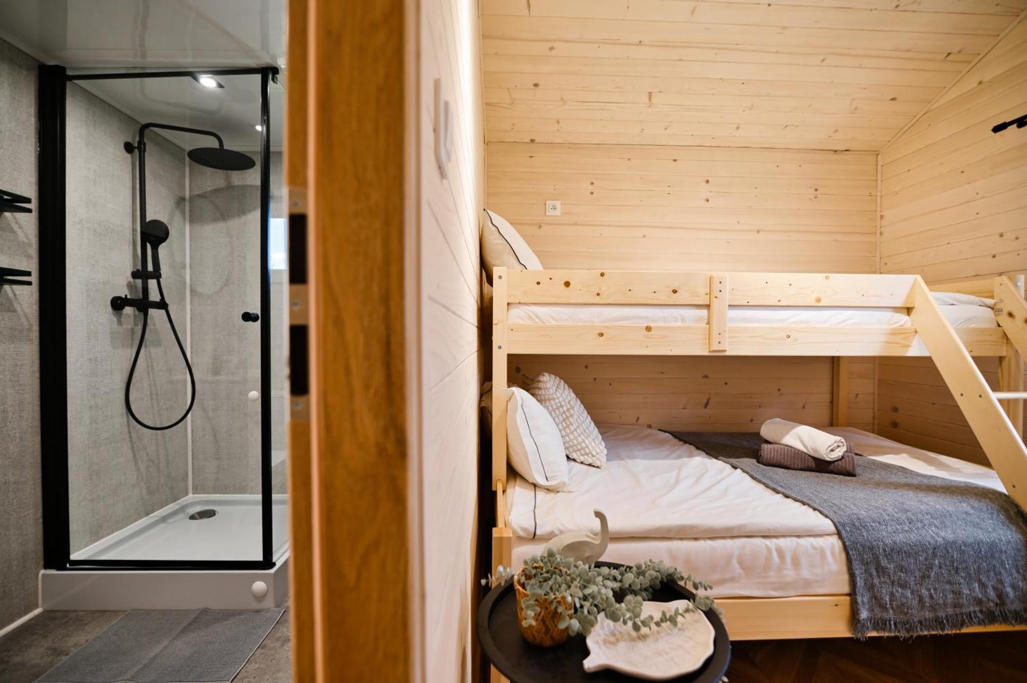 Holiday Park Zator Resort & Spa Екстериор снимка